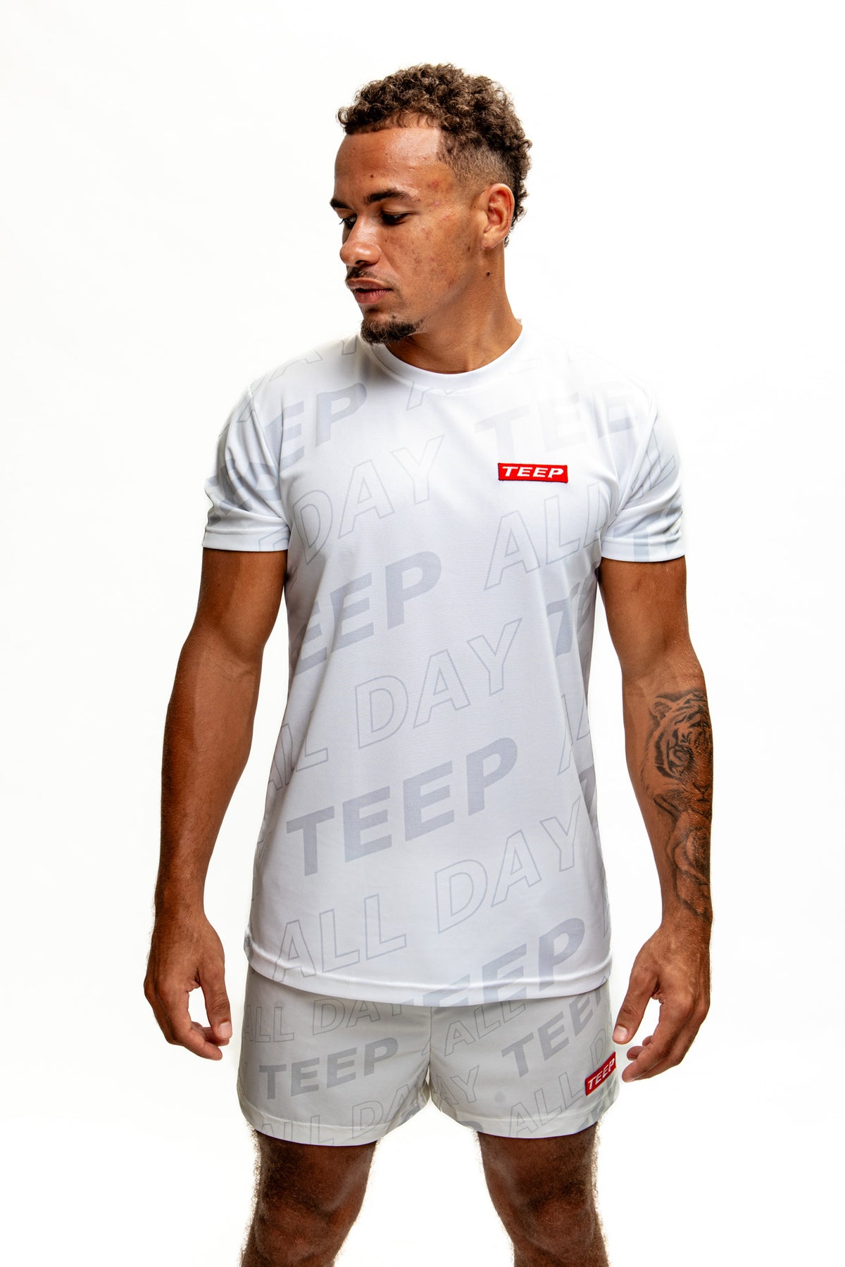 White Dry-Fit Training T-Shirt for Men - Short Sleeves Sports Top

