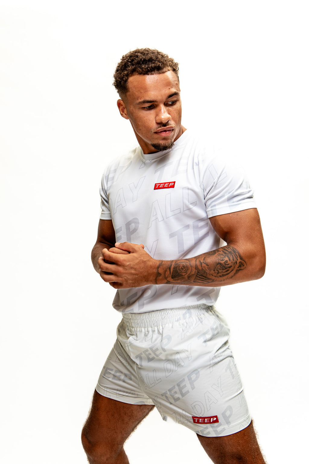 White Muay Thai Gym Shorts for Men's - High Quality Sports Activewear …

