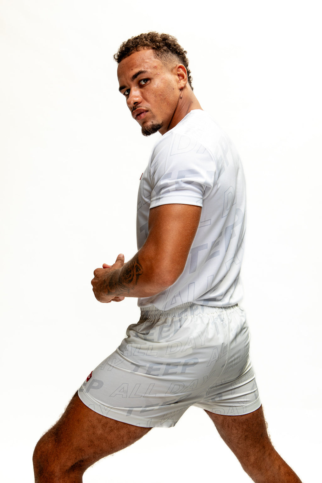 White Muay Thai Gym Shorts for Men's - High Quality Sports Activewear …

