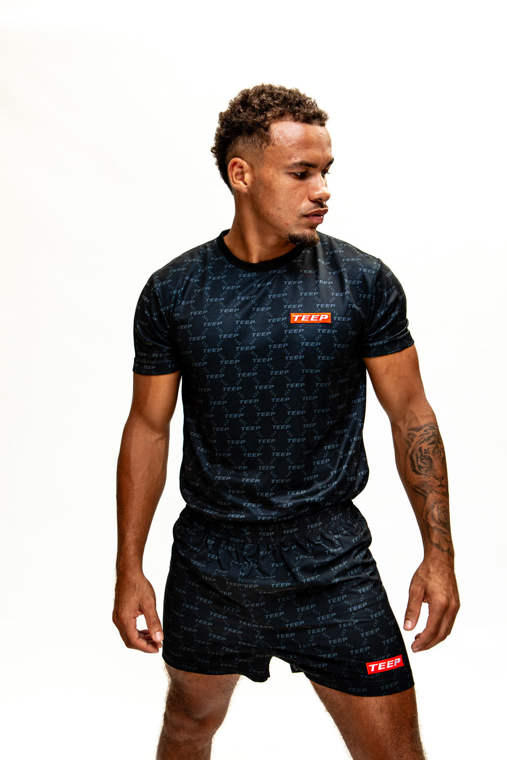 Signature Teep pattern shorts Black

