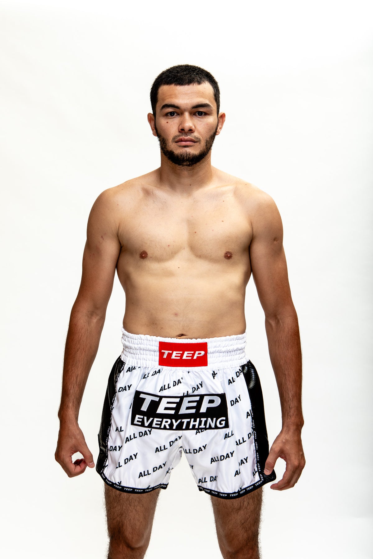 Teep Everything White Thai boxing shorts

