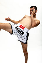 Teep Everything White Thai boxing shorts

